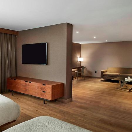 Ac Hotel By Marriott Cincinnati At The Banks Экстерьер фото