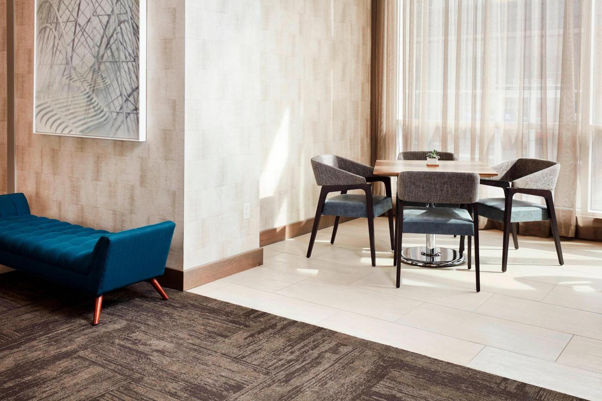 Ac Hotel By Marriott Cincinnati At The Banks Экстерьер фото