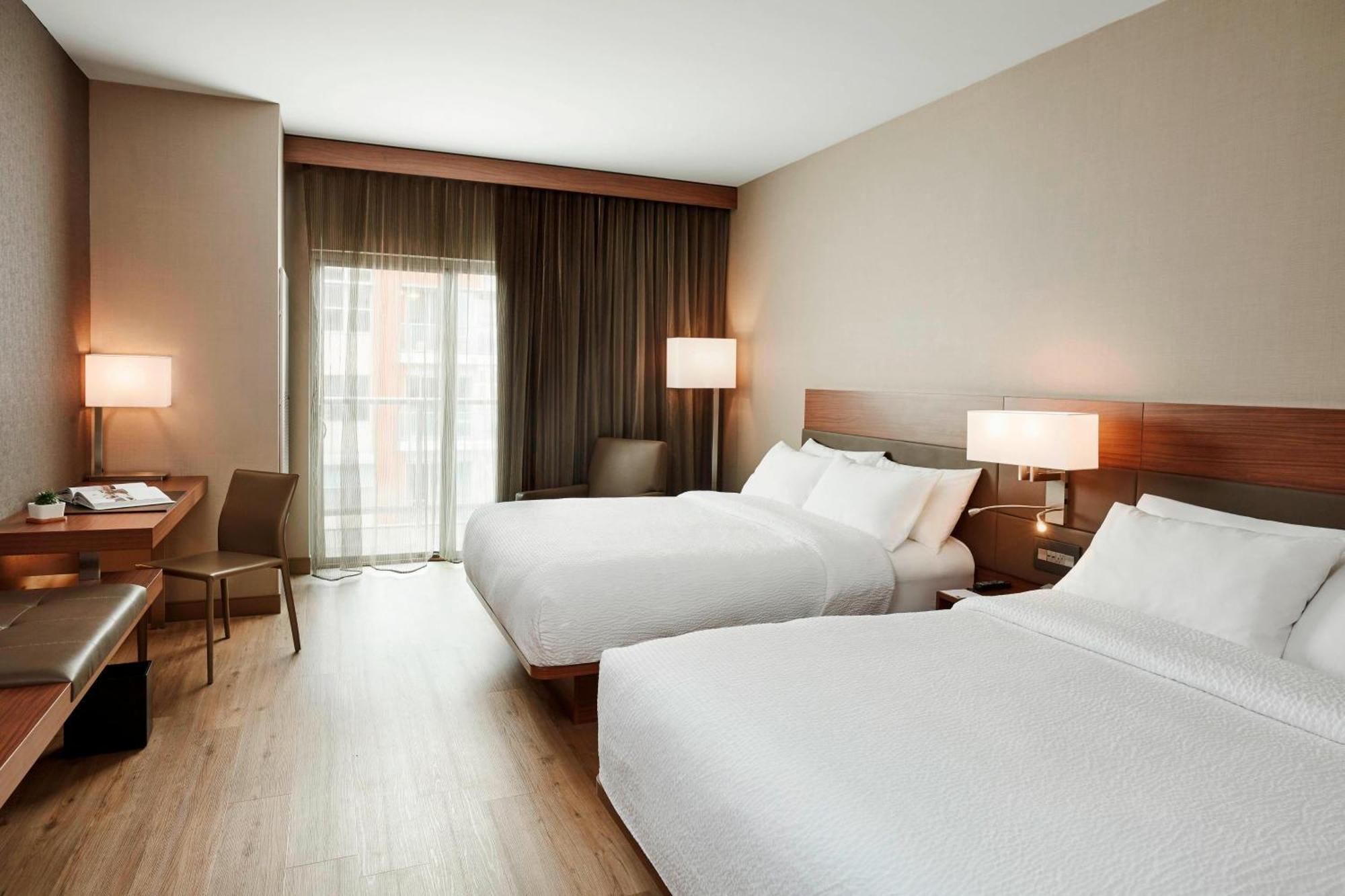 Ac Hotel By Marriott Cincinnati At The Banks Экстерьер фото